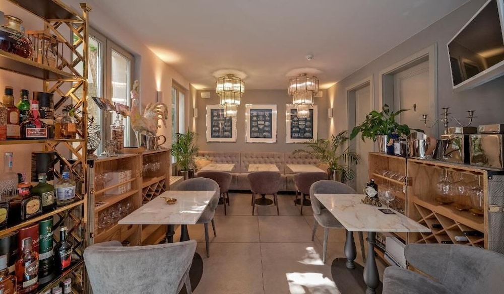 Heritage Hotel 19 — Restaurant & bars in Split, Split-Dalmatia