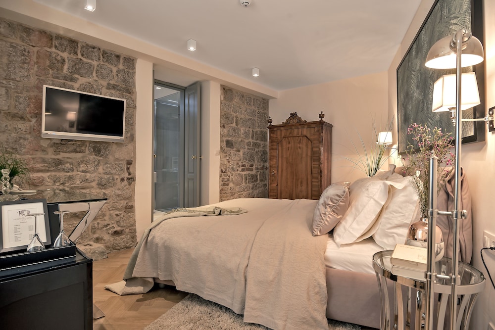 Heritage Hotel 19 — Hotel rooms in Split, Split-Dalmatia