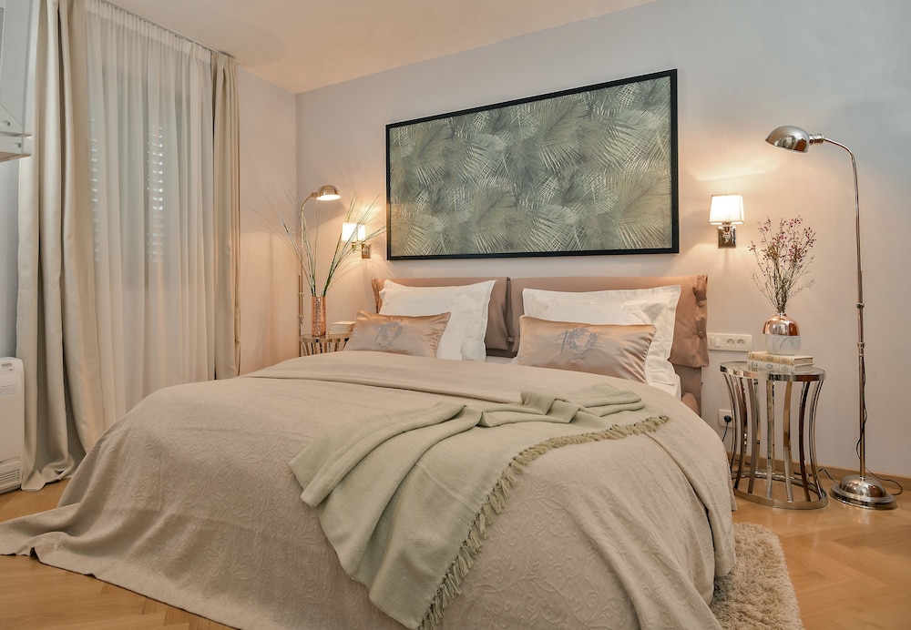 Heritage Hotel 19 — Hotel rooms in Split, Split-Dalmatia