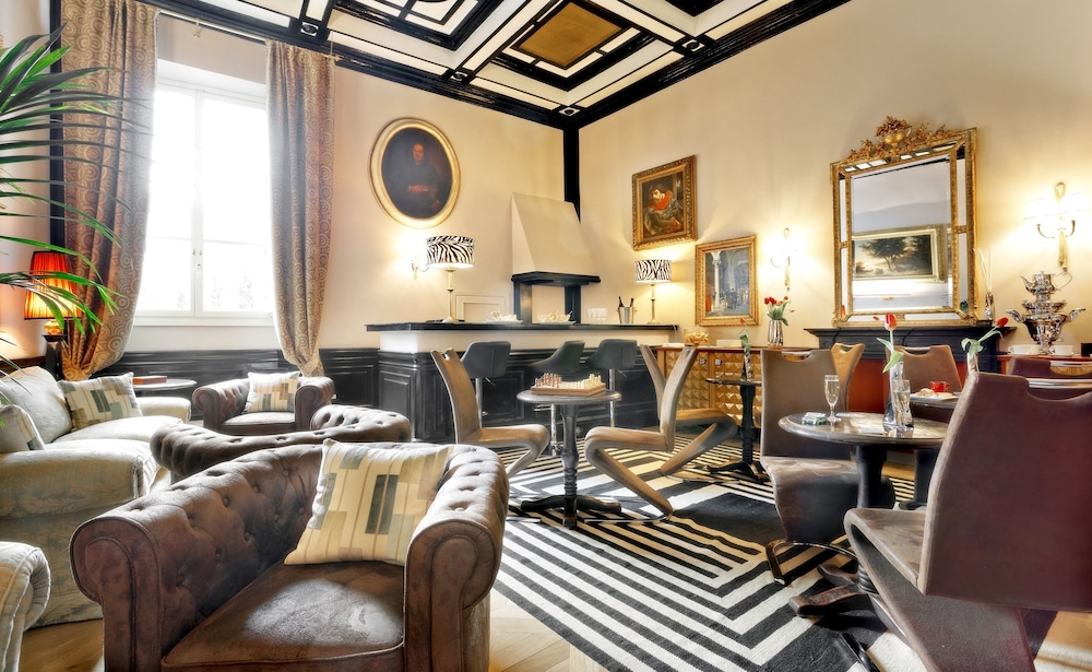 La Maison du Sage — Restaurant & bars in Florence, Tuscany