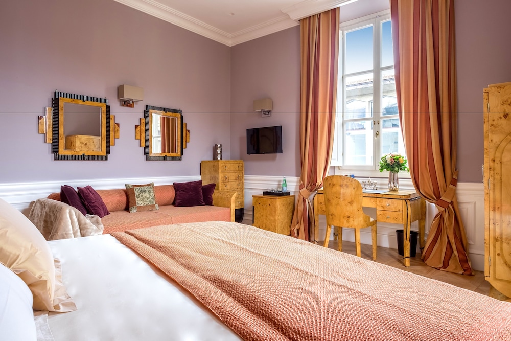 La Maison du Sage — Hotel rooms in Florence, Tuscany
