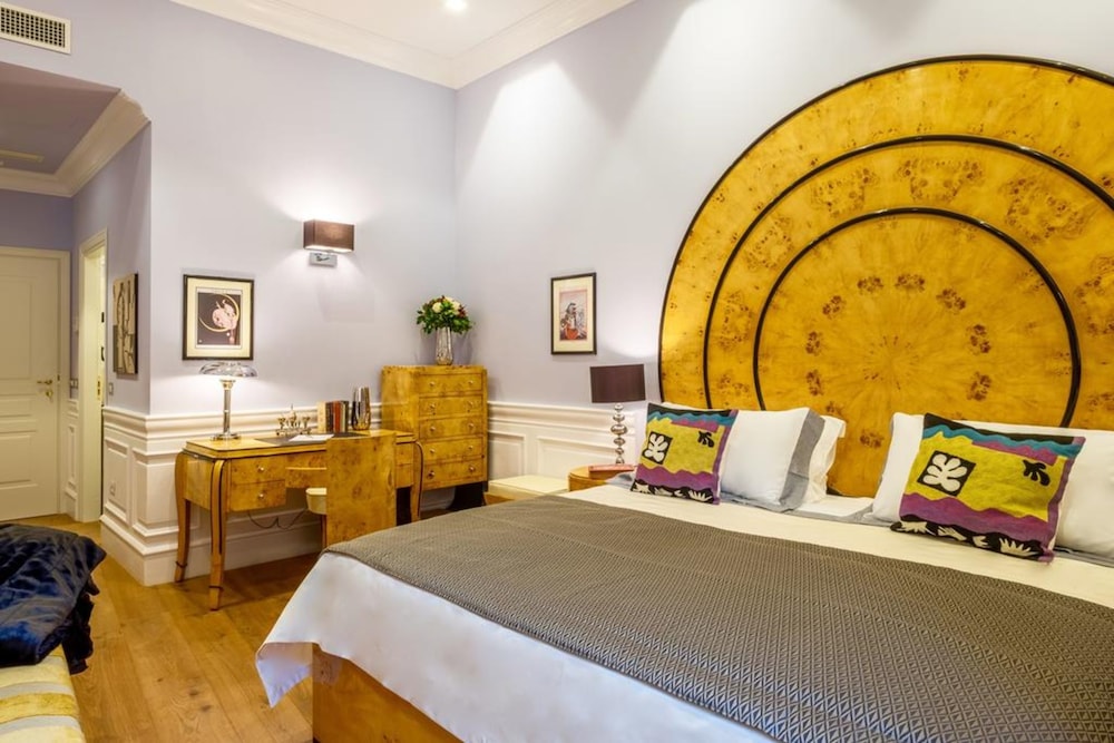 La Maison du Sage — Hotel rooms in Florence, Tuscany