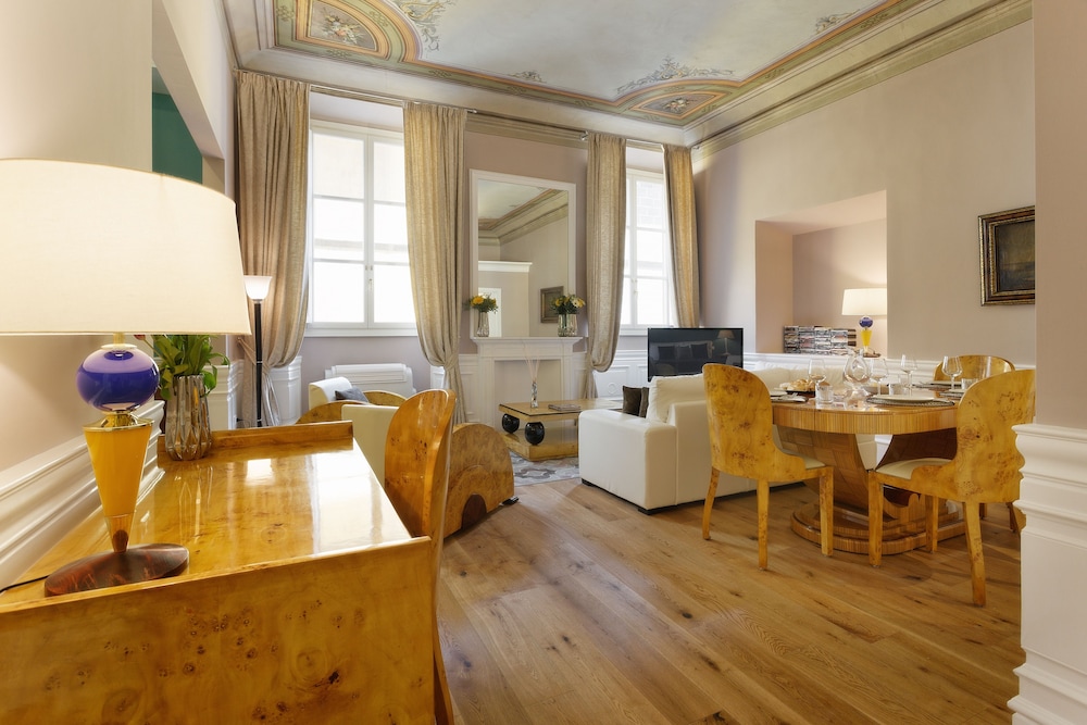 La Maison du Sage — Hotel rooms in Florence, Tuscany