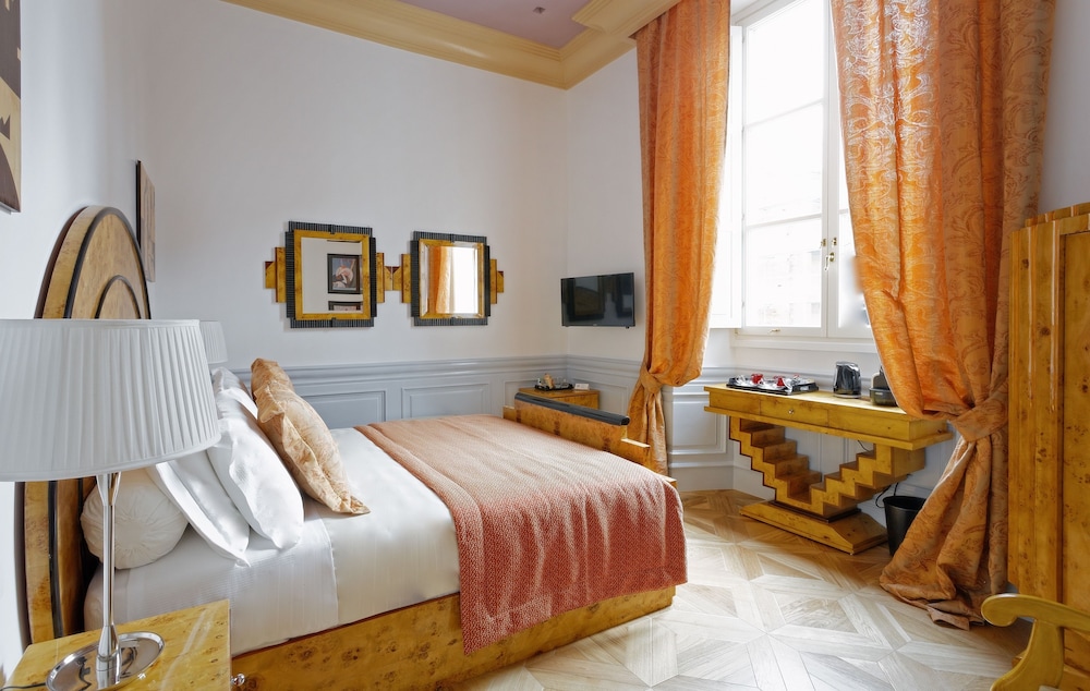 La Maison du Sage — Hotel rooms in Florence, Tuscany