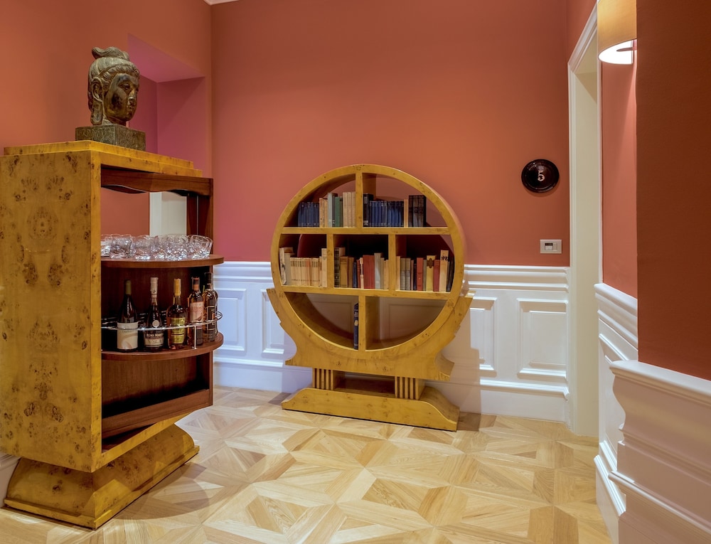 La Maison du Sage — Hotel building in Florence, Tuscany