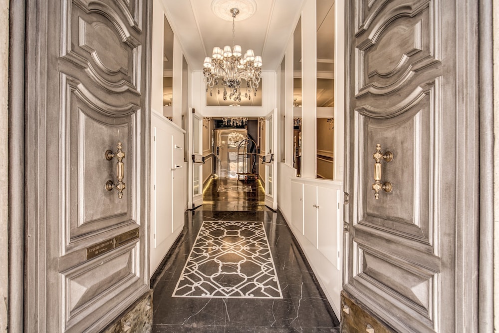 Hotel 87 Eighty seven — Hotel building in Rome, Lazio