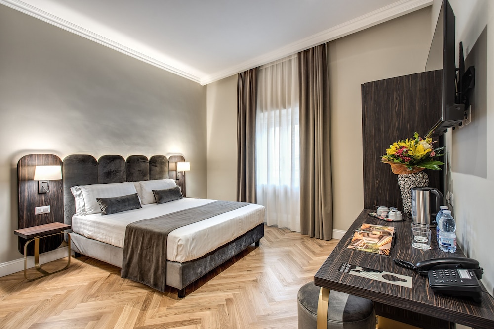 Hotel 87 Eighty seven — Hotel rooms in Rome, Lazio