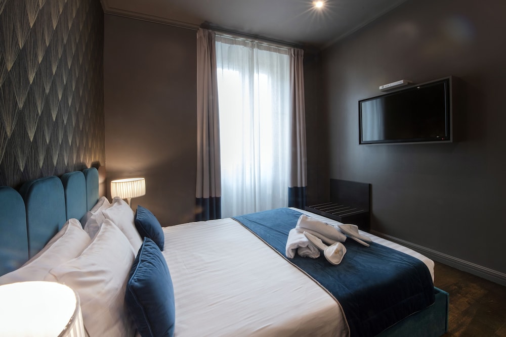 Hotel 87 Eighty seven — Hotel rooms in Rome, Lazio