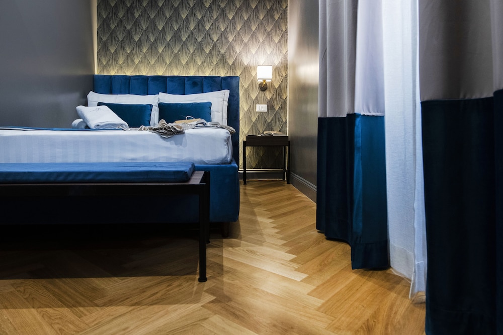 Hotel 87 Eighty seven — Hotel rooms in Rome, Lazio