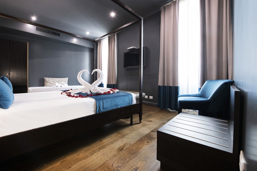 Hotel 87 Eighty seven — Hotel rooms in Rome, Lazio