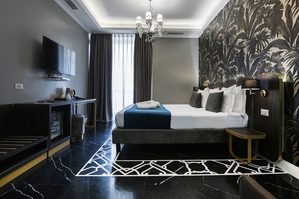 Hotel 87 Eighty seven — Hotel rooms in Rome, Lazio