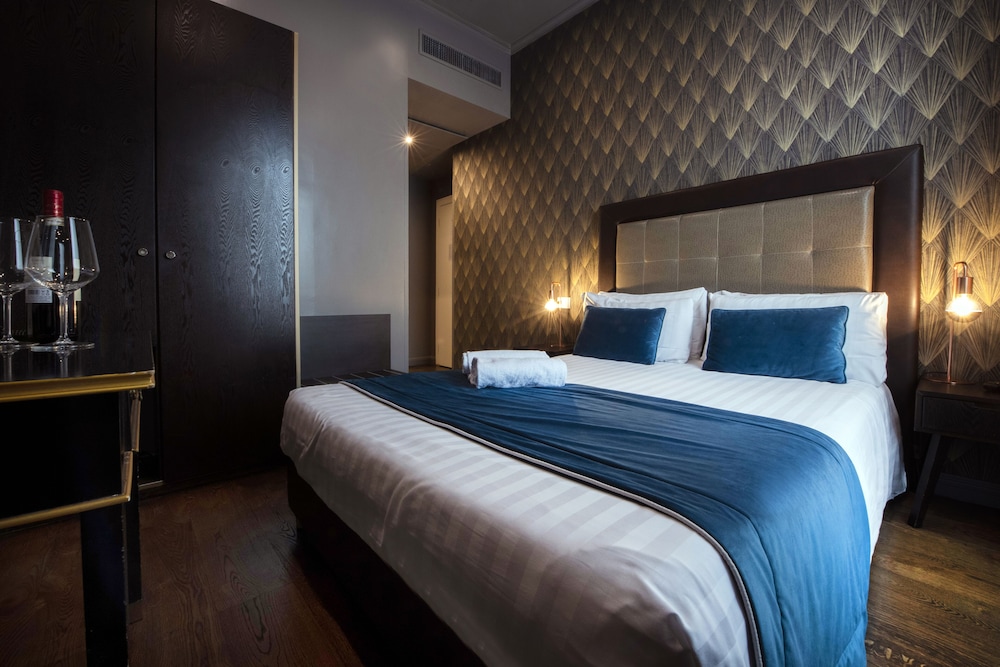 Hotel 87 Eighty seven — Hotel rooms in Rome, Lazio