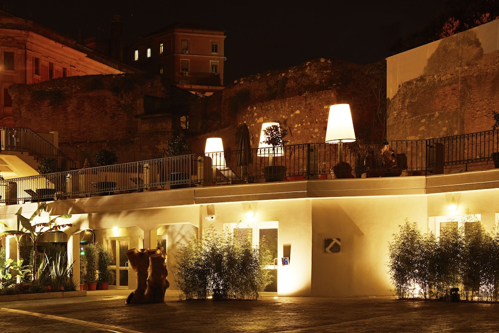 Hotel The Building — Hotel building in Rome, Lazio