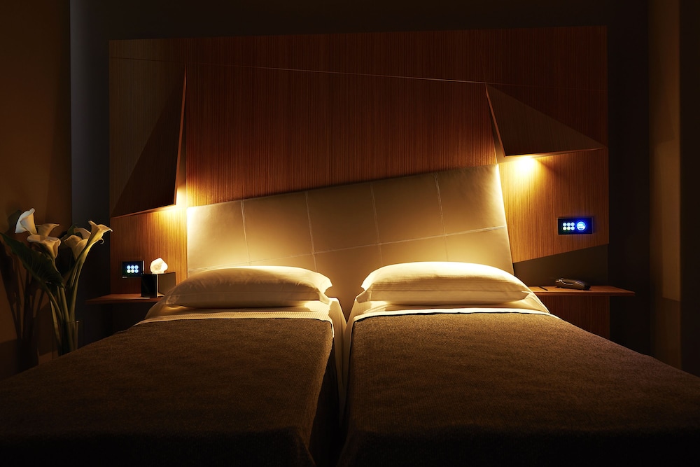 Hotel The Building — Hotel rooms in Rome, Lazio