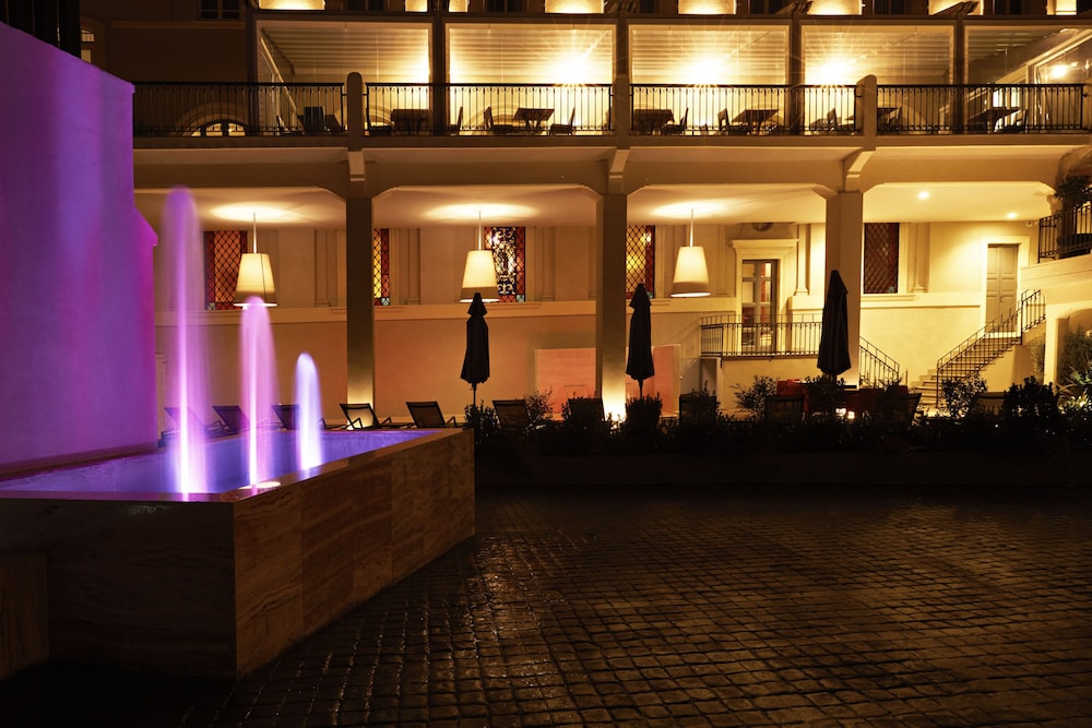 Hotel The Building — Hotel building in Rome, Lazio
