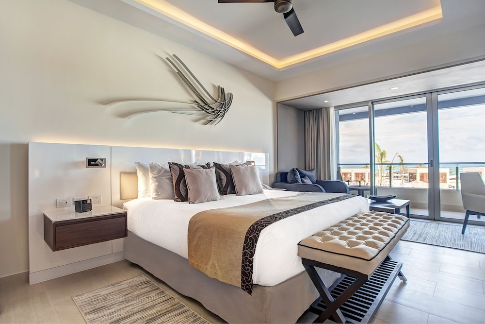 Royalton Hideaway Negril, An Autograph Collection® All-Inclusive Resort - Adults Only — Hotel rooms in Negril
