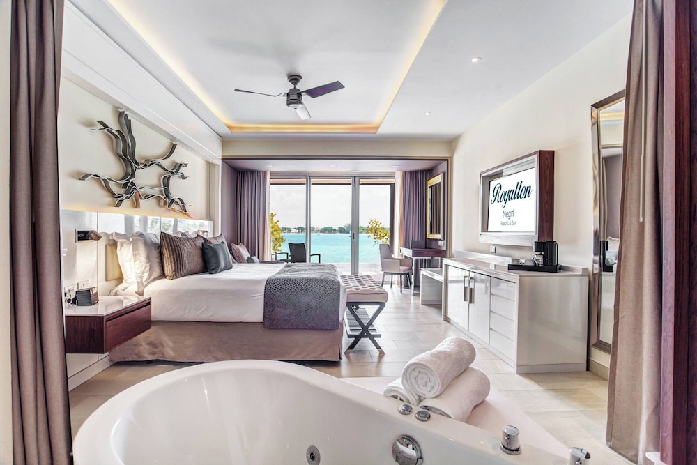 Royalton Hideaway Negril, An Autograph Collection® All-Inclusive Resort - Adults Only — Hotel rooms in Negril