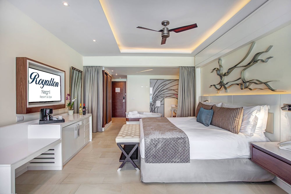 Royalton Hideaway Negril, An Autograph Collection® All-Inclusive Resort - Adults Only — Hotel rooms in Negril