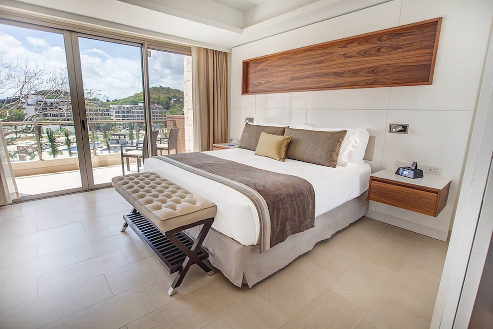 Royalton Hideaway Negril, An Autograph Collection® All-Inclusive Resort - Adults Only — Hotel rooms in Negril