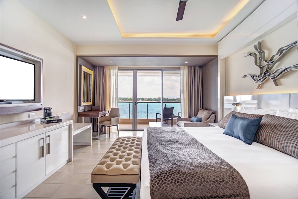 Royalton Hideaway Negril, An Autograph Collection® All-Inclusive Resort - Adults Only — Hotel rooms in Negril