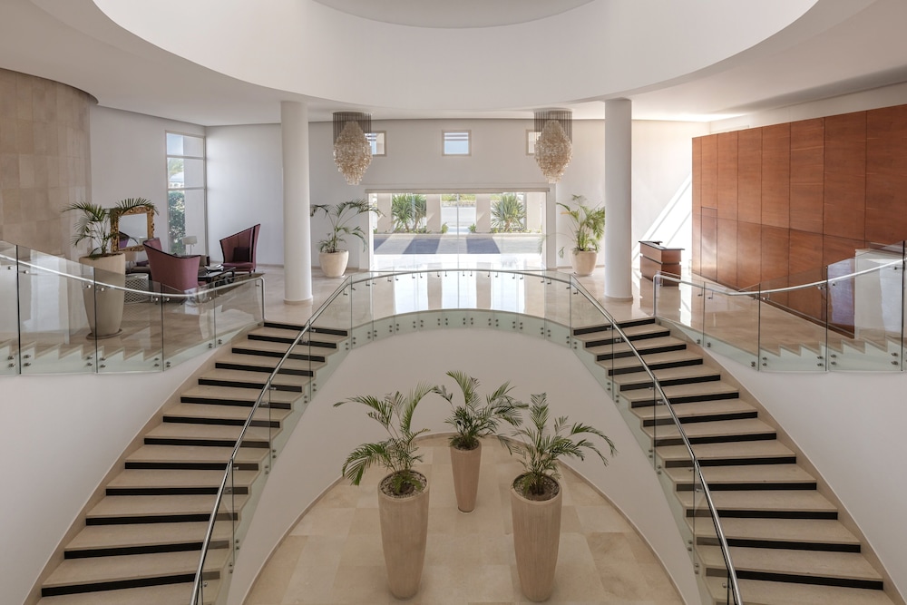 Steigenberger Makadi - Adults Friendly 16 Years Plus — Hotel building in Makadi Bay, Red Sea