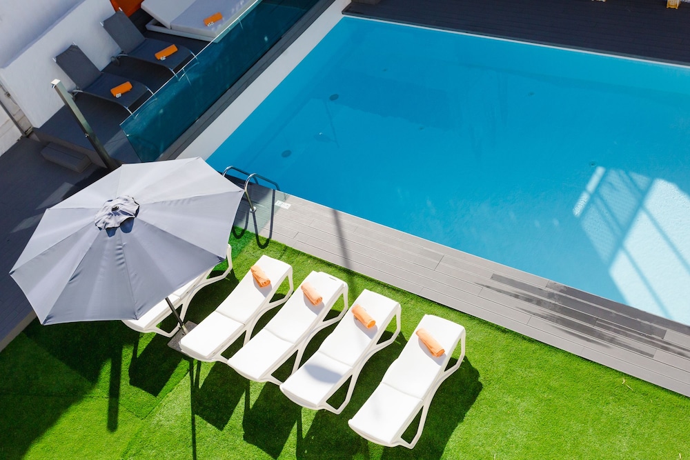 Atlantic Sun Beach - Gay Men Only — Swimming pool in Playa del Ingles, Canary Islands