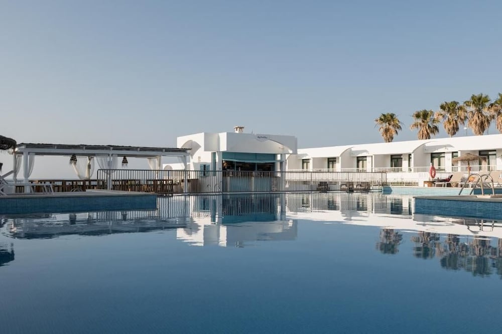 Aparthotel Beach Club — Swimming pool in Son Parc, Balearic Islands