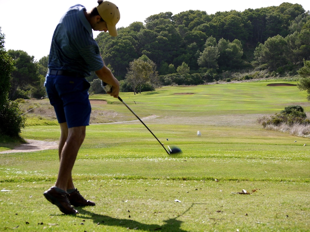 Aparthotel Beach Club — Sports & recreation in Son Parc, Balearic Islands