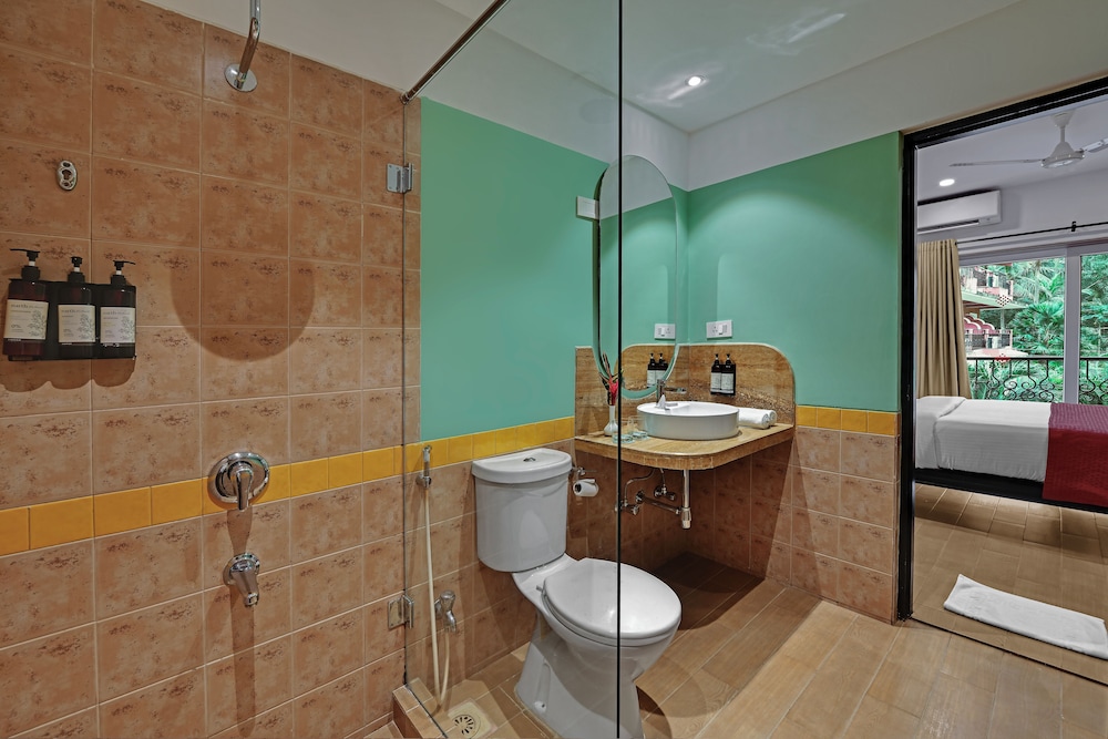 Jasminn Hotel, Goa — Hotel rooms in Betalbatim, Goa