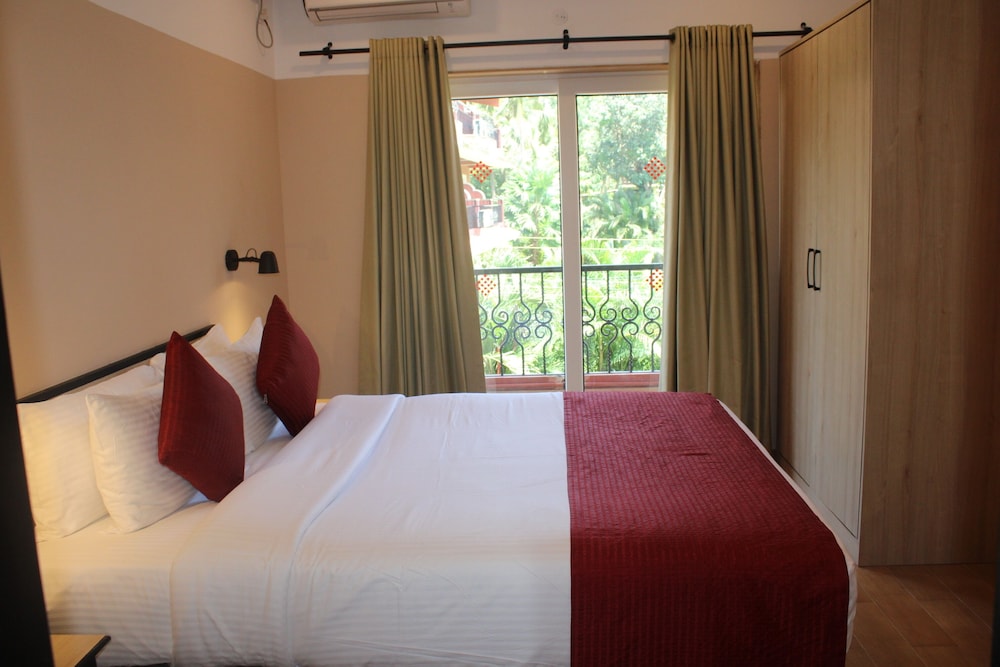 Jasminn Hotel, Goa — Hotel rooms in Betalbatim, Goa