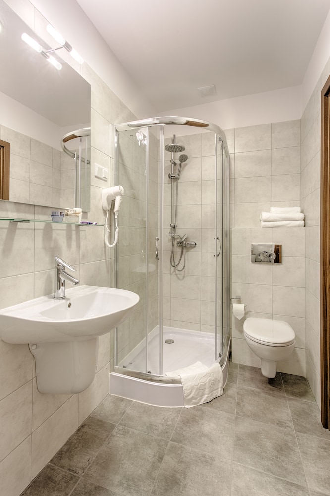 Zulian Aparthotel by Artery Hotels — Hotel rooms in Krakow, Lesser Poland