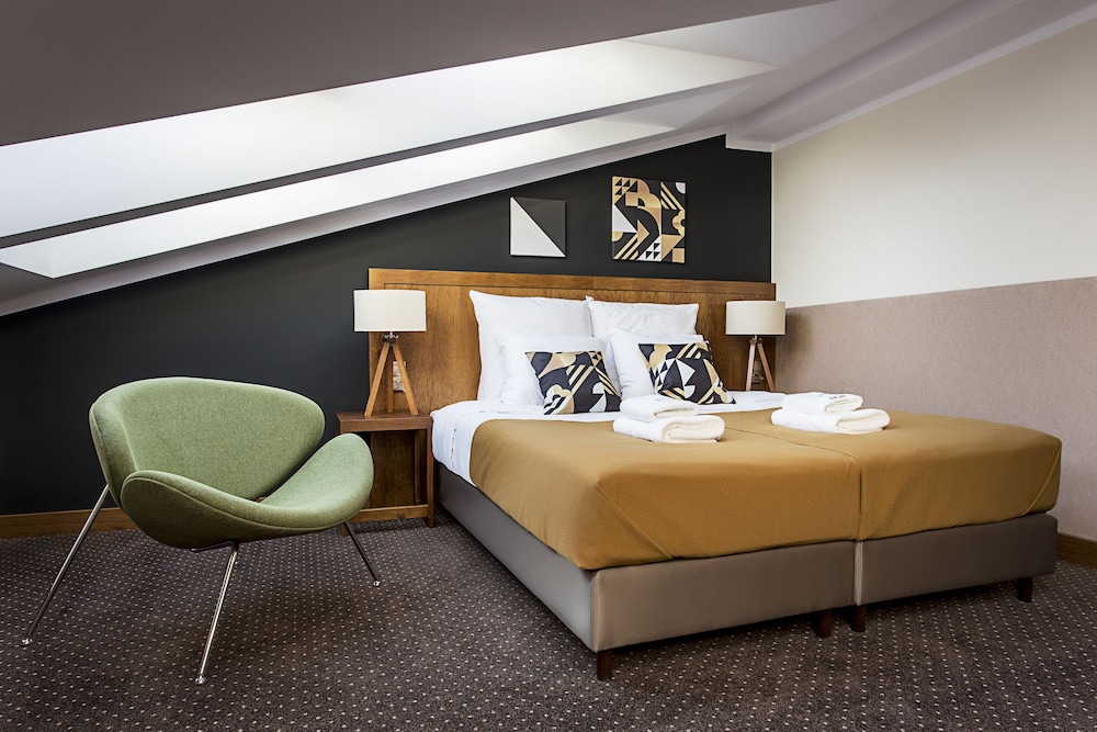 Zulian Aparthotel by Artery Hotels — Hotel rooms in Krakow, Lesser Poland