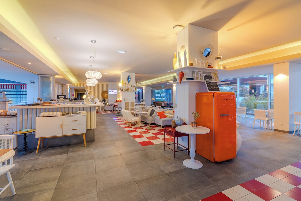 Pestana Alvor South Beach, Premium Suite Hotel — Restaurant & bars in Alvor, Faro