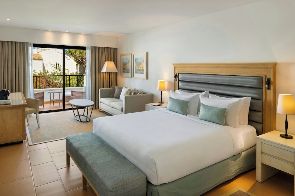 Pine Cliffs Ocean Suites, a Luxury Collection Resort & Spa — Hotel rooms in Albufeira, Faro