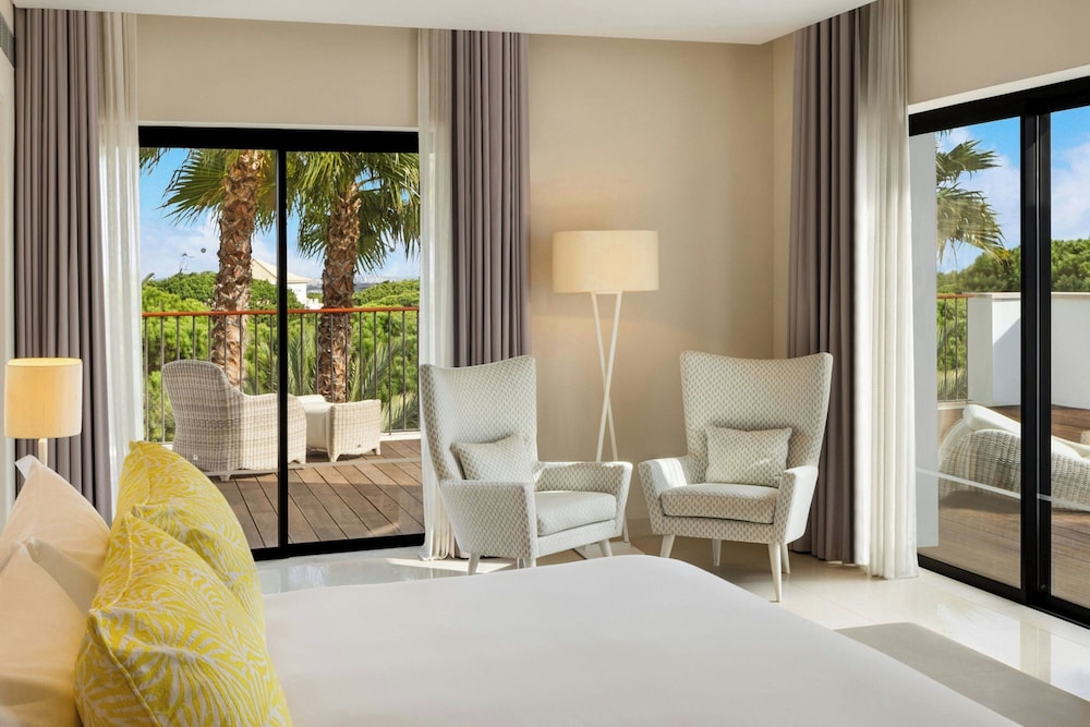 Pine Cliffs Ocean Suites, a Luxury Collection Resort & Spa — Hotel rooms in Albufeira, Faro