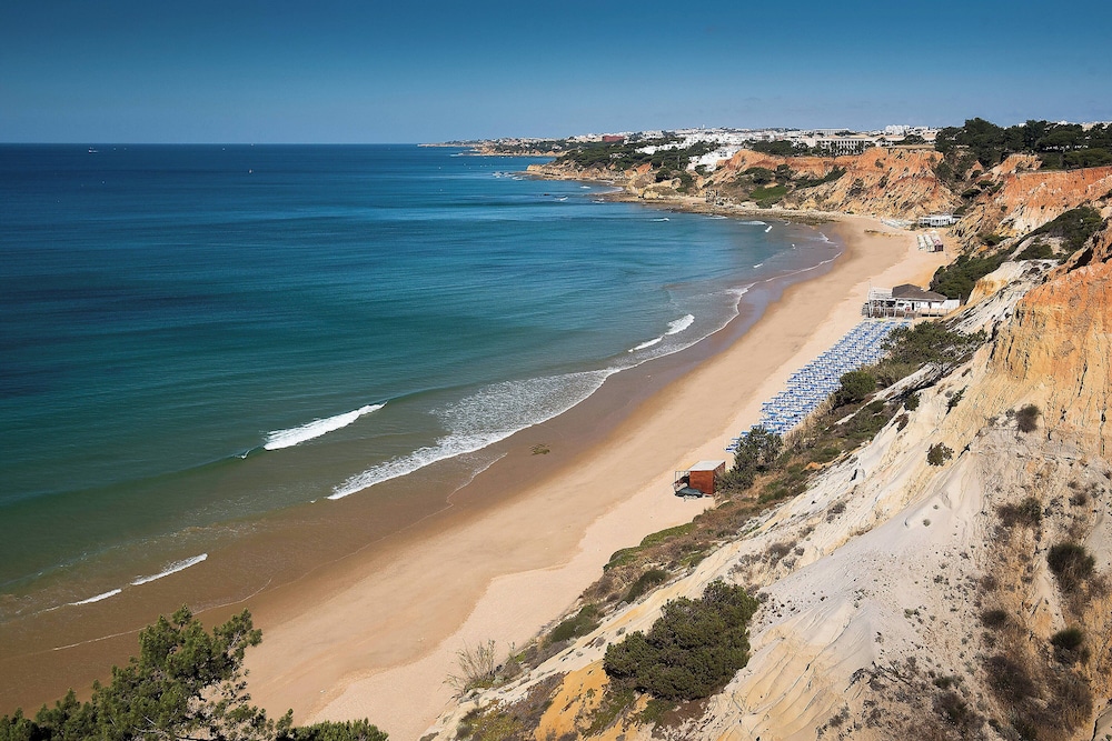 Pine Cliffs Ocean Suites, a Luxury Collection Resort & Spa — Beach in Albufeira, Faro