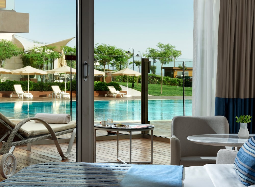 Crowne Plaza Istanbul Florya by IHG — Hotel rooms in Istanbul, Istanbul