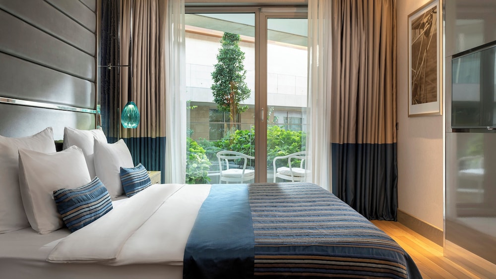 Crowne Plaza Istanbul Florya by IHG — Hotel rooms in Istanbul, Istanbul
