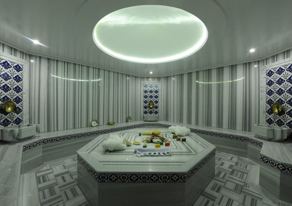 Le Petit Palace Hotel - zdjęcie 3