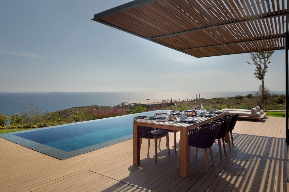 Six Senses Kaplankaya — Swimming pool in Milas, Mugla