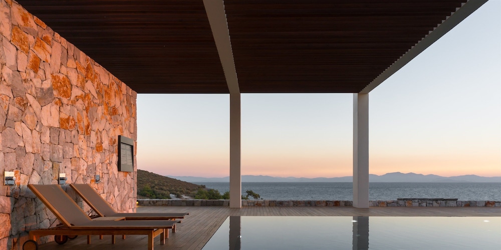 Six Senses Kaplankaya — Swimming pool in Milas, Mugla