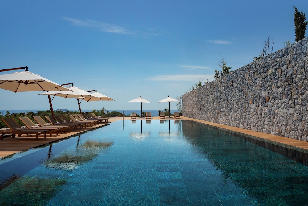 Six Senses Kaplankaya — Swimming pool in Milas, Mugla