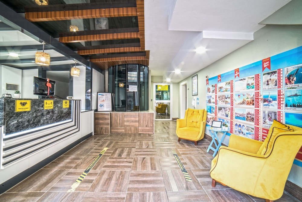 Flamingo Residence — Hotel building in Antalya