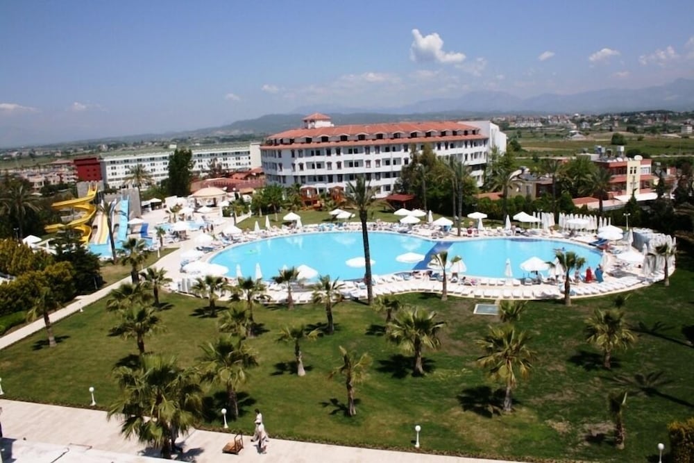 Cesars Side - All inclusive — Swimming pool in Side