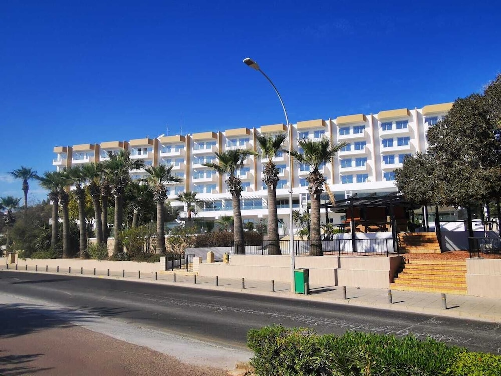 Cyprotel Florida Hotel — Hotel building in Ayia Napa, Famagusta Region