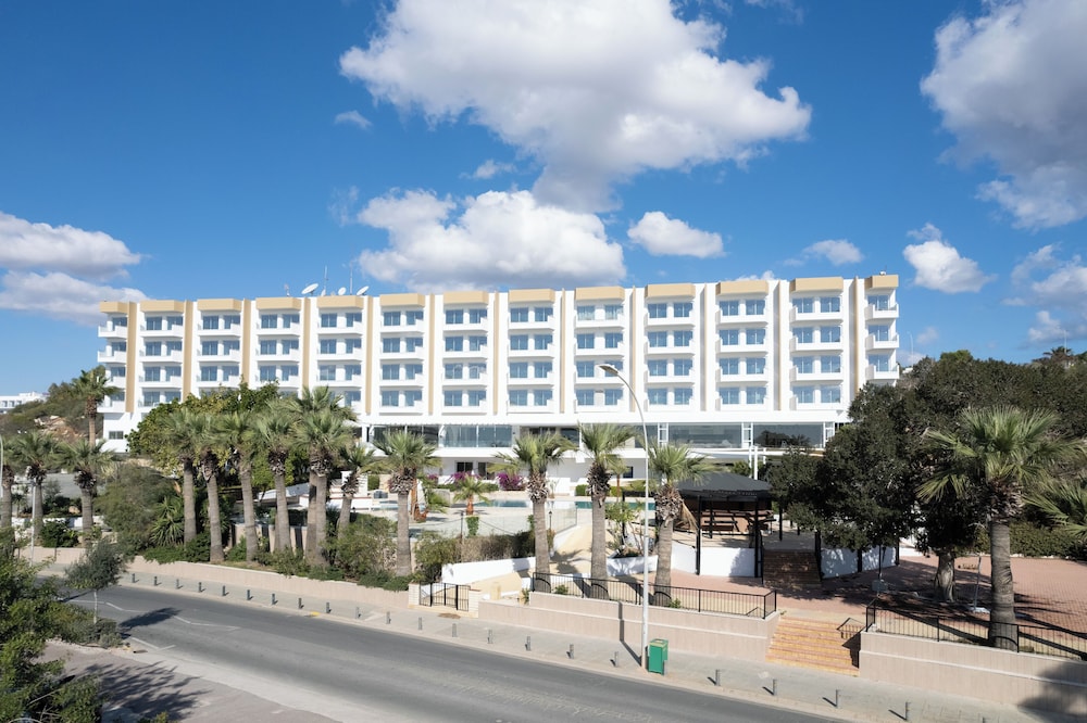 Cyprotel Florida Hotel — Hotel building in Ayia Napa, Famagusta Region
