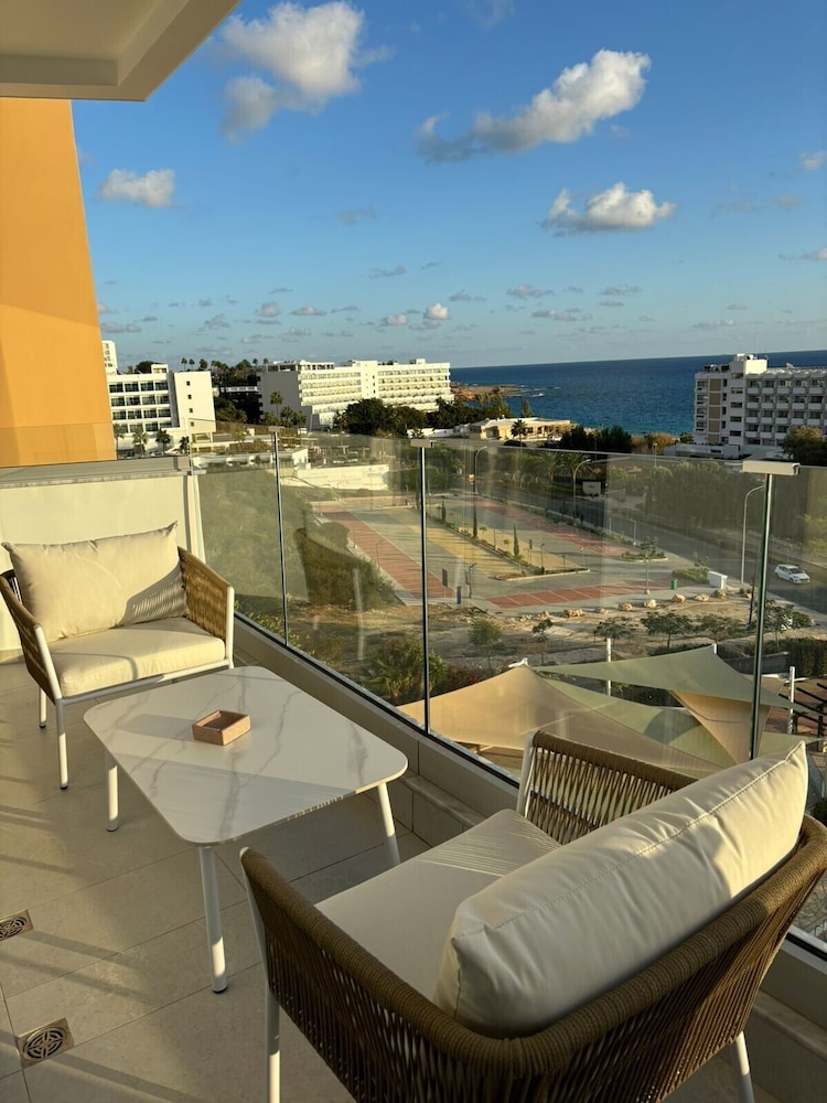 Cyprotel Florida Hotel — Hotel rooms in Ayia Napa, Famagusta Region