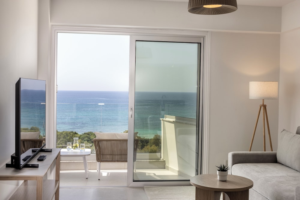 Cyprotel Florida Hotel — Hotel rooms in Ayia Napa, Famagusta Region