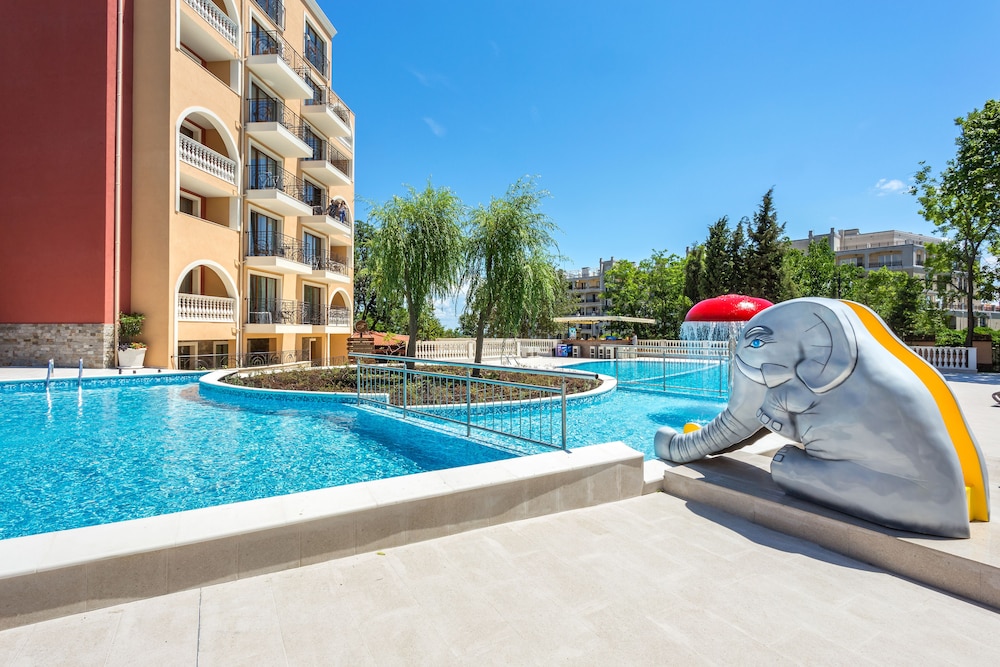 Festa Via Pontica — Pool in Pomorie, Burgas Region