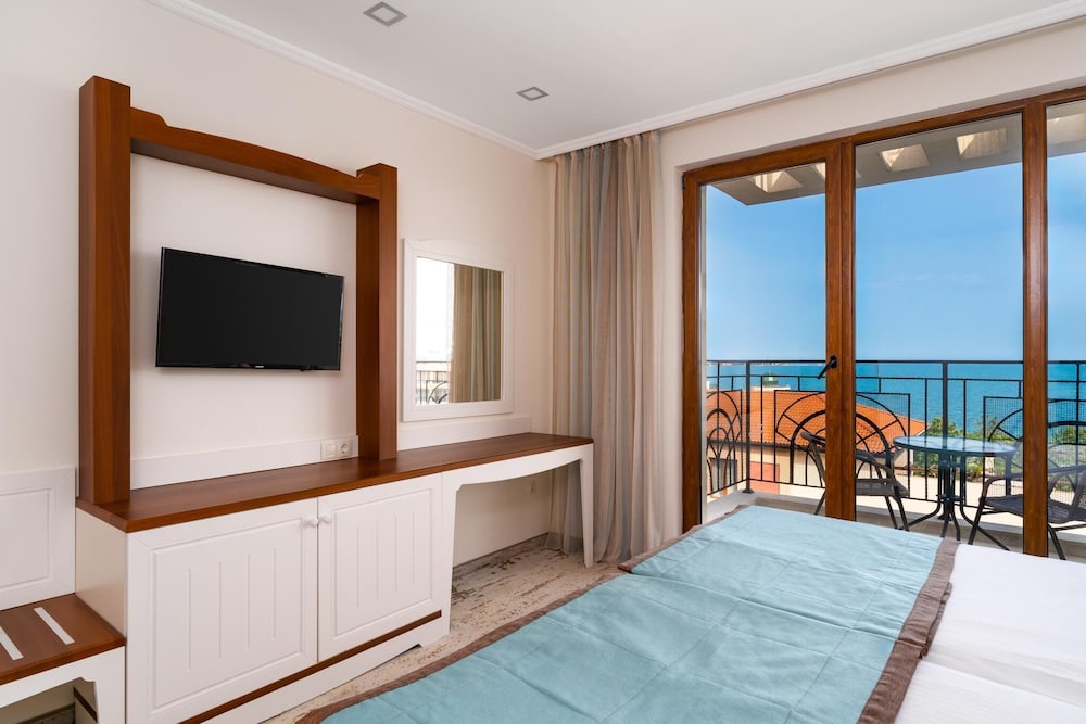 Festa Via Pontica — Rooms in Pomorie, Burgas Region